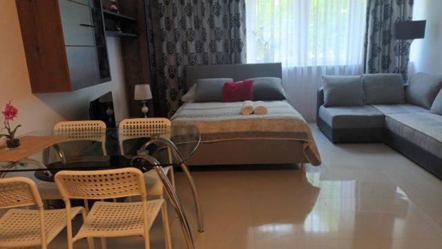 Cherry Apartament W Scislym Centrum Apartment Varşovia Exterior foto